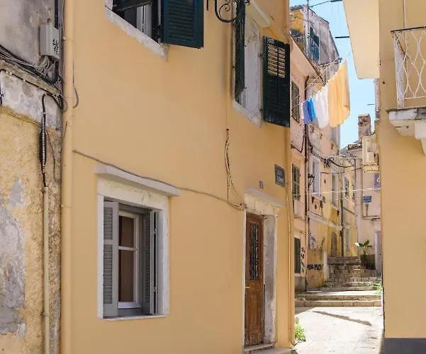 Volto Kokkini Daire Korfu