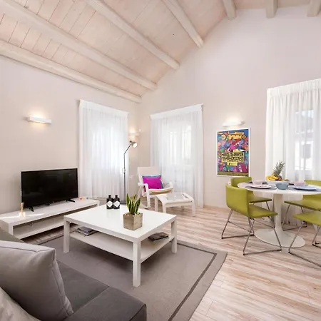 Apartamento Volto Kokkini *